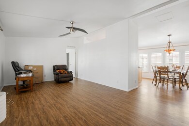 6.Living Room