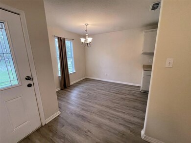 801 Trinity St, Cleburne, TX 76031 - photo 3