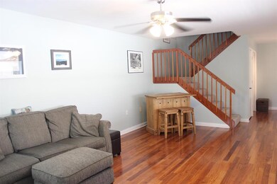 31 Clinton Ct unit B, Royal Palm Beach, FL 33411 - photo 3