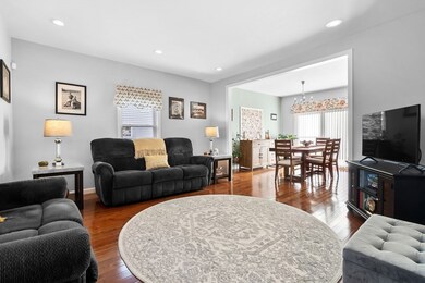 13 Glidden St, Beverly, MA 01915 - photo 4