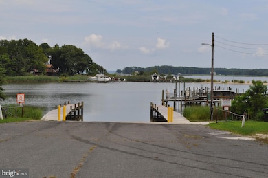 252 Lighthouse Ln, Montross, VA 22520 - photo 6