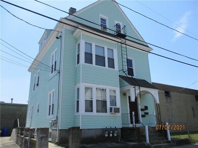 91 Gooding St, Pawtucket, RI 02860 - photo 2