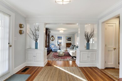 26 Hassake Rd Old Greenwich CT-large-005