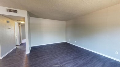 3800 E 29th St unit 4, Bryan, TX 77802 - photo 3