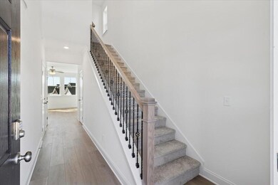 04-Two-Story Foyer