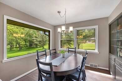 4350 Meadow View E-4