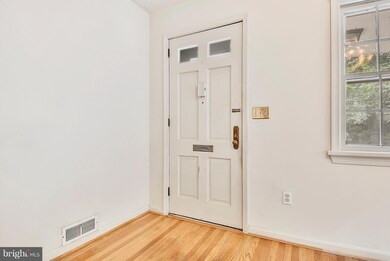 109 Sheridan Ave, Takoma Park, MD 20912 - photo 5