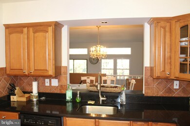 8007 Galla Knoll Cir, Springfield, VA 22153 - photo 3