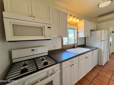 1031 E Waverly St unit 2, Tucson, AZ 85719 - photo 4