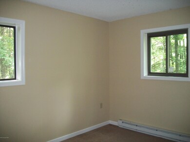 9493 Juniper Dr, Tobyhanna, PA 18466 - photo 7