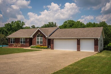 1211 Pin Oak Drive-03