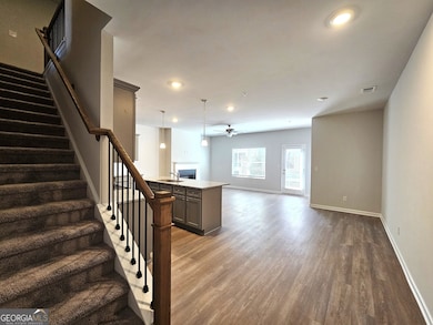 338 Lanier Cir, Woodstock, GA 30189 - photo 3