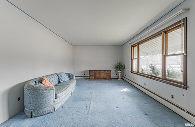 816 Pulaski St, Lincoln, IL 62656 - photo 5