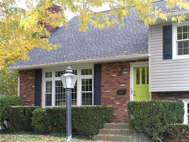 252 Iroquois St, Emmaus, PA 18049 - photo 3