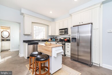 739 S Linwood Ave, Baltimore, MD 21224 - photo 3