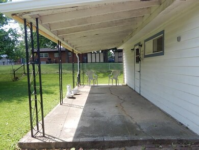 3005 E Berwyn St, Indianapolis, IN 46203 - photo 3