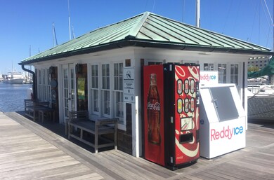 Ashley Dockhouse