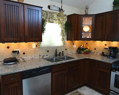 9254 Lane St, Merrillville, IN 46410 - photo 7