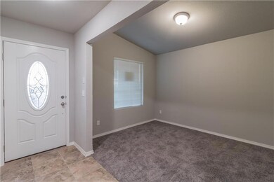 13605 Blackburn Ave, El Paso, TX 79928 - photo 4