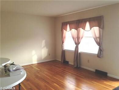 613 Roberson St, Petersburg, VA 23805 - photo 3