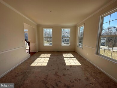 7376 Tottenham Dr, White Plains, MD 20695 - photo 4