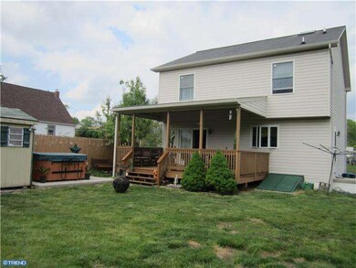 401 Monta Vista Ave, Folsom, PA 19033 - photo 2