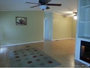 1628 E Naperville Ln, Hernando, FL 34442 - photo 2