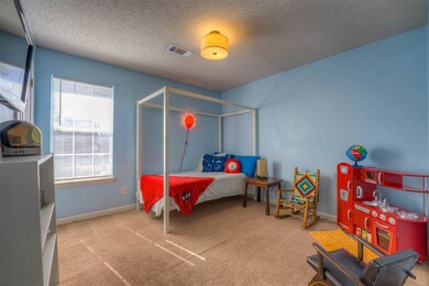 1215 Breezy Gate Dr, Cordova, TN 38018 - photo 3