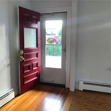 65 Marchant St unit A, Newport, RI 02840 - photo 2