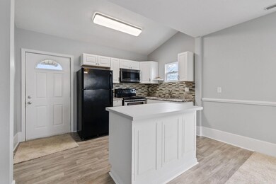 11-web-or-mls-2024-1-17 93 6th Ave 023