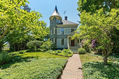 27 Greenleaf St, Amesbury, MA 01913 - photo 2