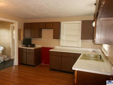 2509 Swan St, Terre Haute, IN 47803 - photo 5