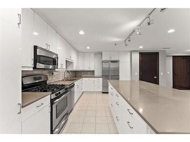 214 4th St E unit 213, Saint Paul, MN 55101 - photo 5