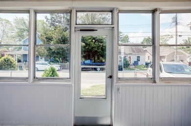 04-Front Porch