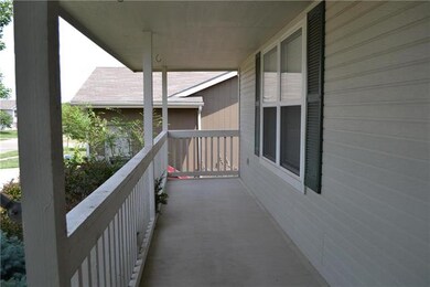 1712 SW Hidden Valley Dr, Topeka, KS 66615 - photo 3