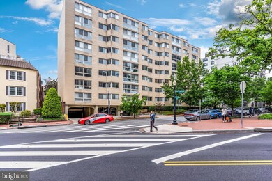 Jefferson House unit 112, Washington, DC 20037 - photo 4