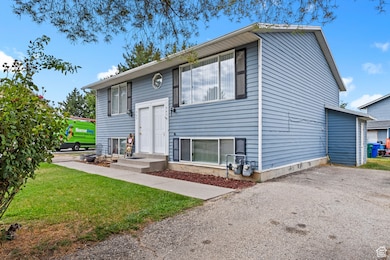 443 W 820 N, Lehi, UT 84043 - photo 3