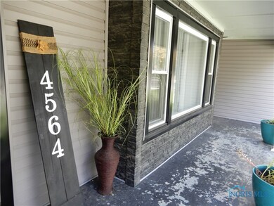 4564 290th St, Toledo, OH 43611 - photo 2