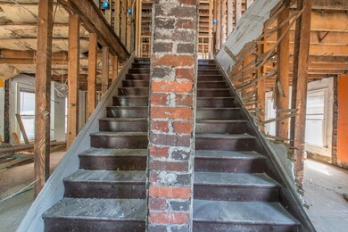 1168 S High St, Columbus, OH 43206 - photo 2