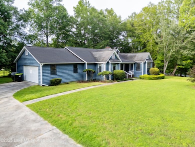 226 Auburn Dr-1