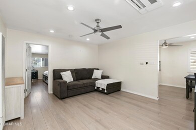 6_11041965_158732_158732-EI-106