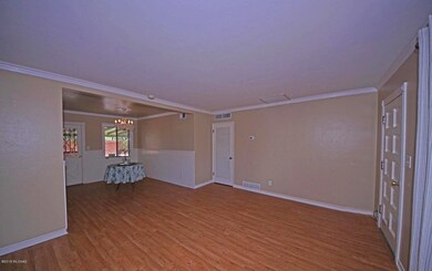 3149 E Lester (26)