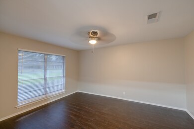 1511 Highland Dr, Alvin, TX 77511 - photo 6