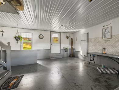 17503 Price Rd, Saegertown, PA 16433 - photo 2