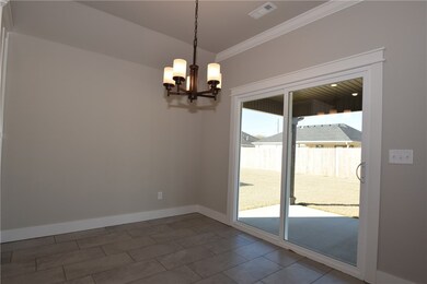 1807 E Hudson Dr, Siloam Springs, AR 72761 - photo 5