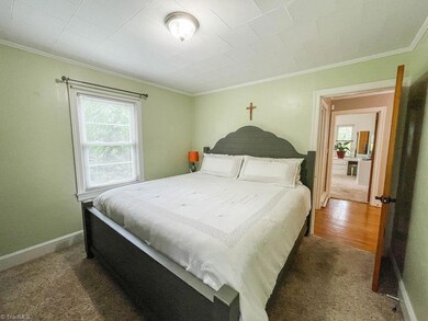 1013 Macon St, Asheboro, NC 27203 - photo 4