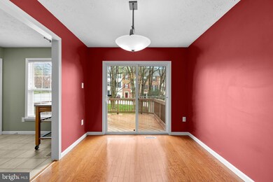 9548 Oakhurst Dr, Columbia, MD 21046 - photo 7