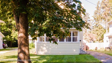 232Regent03