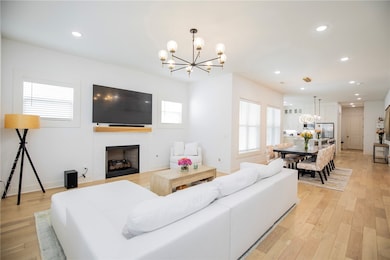 Modern, bright and open floor plan