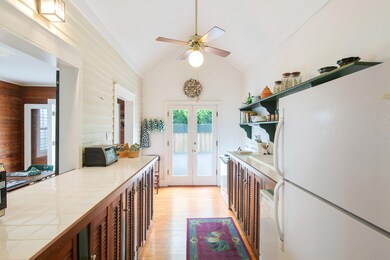 516 Elizabeth St_Kitchen